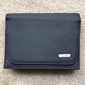 2016 Audi A4 Quattro Owner’s Manual and Black Case